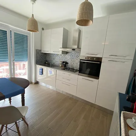 A Due Passi Dal Mare Ventimiglia