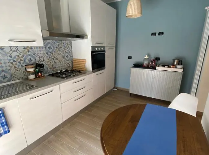 A Due Passi Dal Mare *